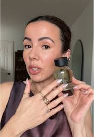 I didn’t know what to expect from Dave! #henryrose #henryrosedave  #perfumereview #vanillaperfume