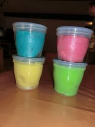 Pate A Modeler Maison Pour Les Enfants Le Monde De Magasaly Pate A Modeler Maison Recette Pate A Modeler Pate A Modeler