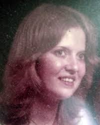 Peggy Bunnell's Instagram, Twitter & Facebook