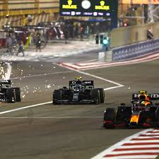 May 01, 2021 · in der formel 1 steht das nächste rennwochenende der saison 2021 an. Alles Neu Im Formel 1 Tv So Lief Der Start Mit Sky Servus Tv
