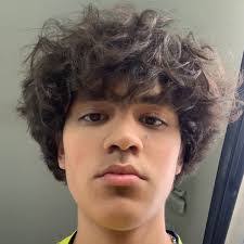 Richard Baeza's Instagram, Twitter & Facebook