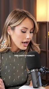 Lisa Reitsma's Instagram, Twitter & Facebook