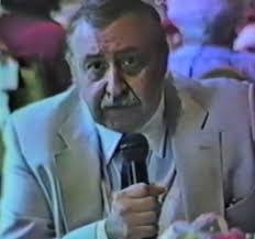 Lenny Bloom's Instagram, Twitter & Facebook