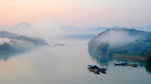 Hình ảnh bóng hoàng hôn trong thi ca - Theki.vn