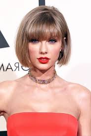 1001 Idee Per Carre Corto Eleganti Comodi E Di Tendenza With Images Hairstyles For Thin Hair Bob Hairstyles Short Bob Hairstyles