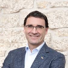 6 of Luka Robertson Podcasts Interviews