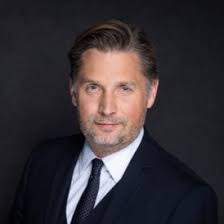 Rechtsanwaltsprüfung ✅️ Ausgepowert, aber glücklich. Am Abend des 27. Mai  hatten wir es geschafft. Nach einem 100-tägigen Lernmarathon bewältigten  meine Lieblingstrainingspartnerin Michelle Enz und…