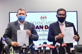 Alasan tak masuk akal, takiyuddin halang sidang parlimen beranikah buang menteri umno? Ordinan Baharu Bagi Membentras Berita Palsu Takiyuddin Life News Agency