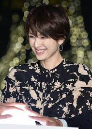 吉瀬美智子 michiko kichise 吉瀬美智子 髪型 髪型 ショート パーマ 吉瀬