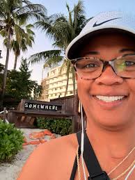 Practicing gratitude to change mindset and emotions