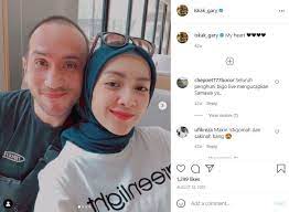 Kedua tangan dan beberapa bagian tubuhnya pun masih penuh dengan tato. M7spjffl9zgf5m