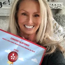 Ericka Powers's Instagram, Twitter & Facebook