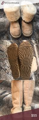 Ugg Boots Size 8 1 Year Old Gentle Wear Inside Clean No Odor No Sweat Outside Normal Signs Of Wear Needs Some Clean And Take Care Of In 2020 Ugg Boots Boots Uggs
