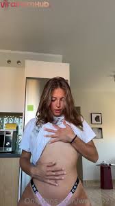 Wolfino27 Takes Out Her Juicy Tits Onlyfans Video Leak - KittyKawai