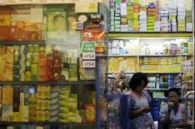 Perusahaan ini mempekerjakan 106.000 pekerja 2005. Pfizer Raih Penghargaan Indonesia Pharmaceutical Ekonomi Bisnis Com