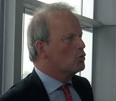 Kroniek-kort, Neerlandia/Nederlands van Nu. Jaargang 111