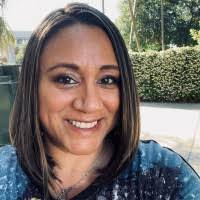 Carmen Gee's Instagram, Twitter & Facebook