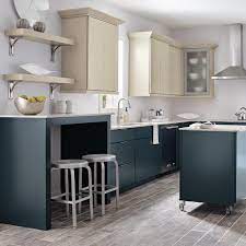 Thomasville Classic Blythe 14 1 2 X 14 1 2 In Cabinet Door Sample In Maple Blue Slate 772515411427 The Home Depot Thomasville Cabinets Thomasville Kitchen Cabinets Kitchen Cabinet Colors
