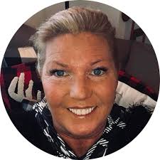 What is a good place to stop halfway from Pittsburgh to Outer Banks?