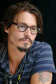 Cerca nel più grande indice di testi integrali mai esistito. Peoplequiz Trivia Quiz Johnny Depp All About Him