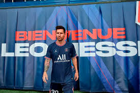 Hoping to maintain their perfect start to the 2021/22 ligue 1 campaign, psg heads to the stade auguste delaune on sunday evening to take on reims. Behind The Scenes Leo Messi S First Steps In Paris Paris Saint Germain