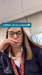 #greenscreen all girl private school typa shit! #catfish #BestThingSince  #fyp 😝😝