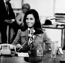 Lisa made a fantastic impression on herself in her acting career in the american tv sitcom the mary tyler moore show from 1970 to 1975. Mary Tyler Moore Who Incarnated The Modern Woman On Tv Dies At 80 The New York Times