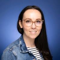 Andrea Bratton's Instagram, Twitter & Facebook