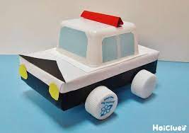 ここまで楽しめる ペットボトルキャップを使ったアイディア遊び16選 2ページ目 保育や子育てが広がる 遊び と 学び のプラットフォーム ほいくる おもちゃ 手作りおもちゃ 手作り おもちゃ 車