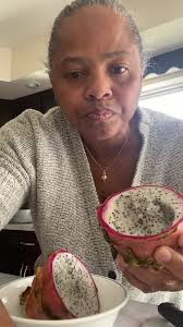 Kiyes ki kon ki frui sa ye