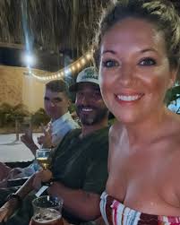 Amber Stoneman (@ambrastone) • Instagram photos and videos