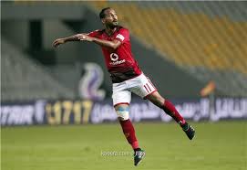 وفي الدقيقة 85 من عمر المباراة، ومن جملة رائعة، وصل وليد سليمان إلى مرمى المنافس محرزًا هدف. ÙˆÙ„ÙŠØ¯ Ø³Ù„ÙŠÙ…Ø§Ù† Ø­Ø§ÙˆÙŠ Ø§Ù„Ø£Ù‡Ù„ÙŠ ÙŠØ«ÙŠØ± Ù‚Ù„Ù‚ Ø§Ù„Ø²Ù…Ø§Ù„Ùƒ Ø¨ Ø®Ø§ØªÙ… Ù…Ø³Ø­ÙˆØ±