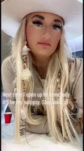 Richard Acklin's Instagram, Twitter & Facebook