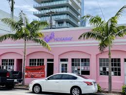 Carlos kept up entertained for at least 4 hours! Ted S Hideaway The 50 Best Miami Bars Of 2020 Miami New Times