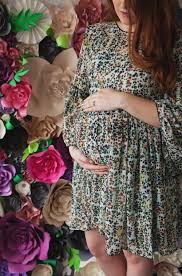 Love this elegant photo as a gender reveal. It S A Summer Baby Gender Reveal Ideas Girl Gender Reveal Gender Reveal Outfit Gender Reveal Outfit For Mom Spring
