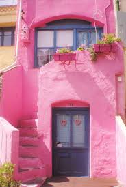 les couleurs de collioure blog caen lifestyle beaute et maman en 2021 maisons roses paysage rose gite rural