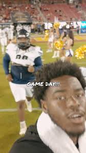 This is one of the craziest College Football game endings you will ever  see! #collegefootball #dayinthelife #d1 #gameday #newmexico