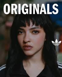 OROPO by @uji_music Director @jazmincalcarami Actress @ognoh DOP  @alfie.vazquez Art Director @sofisuaya Choreographer @juanonofribarbato 1st  AD @mig_vazquezcf Styling @thisisjla Key Hair & Makeup Stylist  @polaamengual @joaquinvegacaro Camera Operator ...