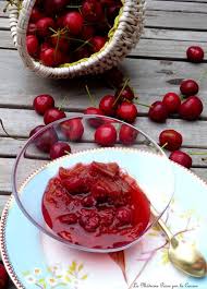Rhubarbe Et Cerises Roties La Medecine Passe Par La Cuisine Recette Cerise Cuisine Rhubarbe