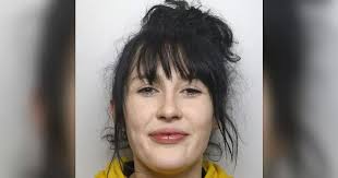 This smirking lout punched cop and sent begging messages to trial witness