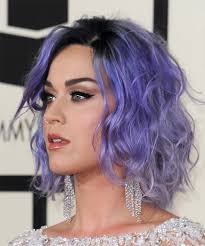 Just when you thought katy was feeling the blues with her 'do over the last few weeks, she went and switched things up — to purple! Katy Perry Medium Wavy Purple Hairstyle