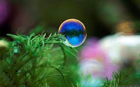 A Collection Of 20 Beautiful Hi Resolution Desktop Wallpapers Djdesignerlab Bubbles Wallpaper Free Desktop Wallpaper Reflection Photography