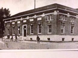This Is The Post Office That Was On Market Between Walnut And Court Streets It Was The Only Building In Town With A Revolving Do Building Great Lakes Michigan