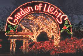 Holiday Family Fun In Tulsa Garden Of Lights Christmas Lights Castle Christmas