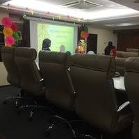 100% bahagian perancang ekonomi negeri Pejabat Kewangan Dan Perbendaharaan Negeri Pahang Capitol Building