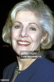 320 Phyllis Martin Photos & High Res Pictures