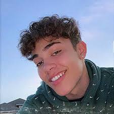 ⭐️彡 ro 彡⭐️ (@cosmicrowan) • Instagram photos and videos