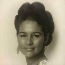 Ms. Grimilda Santiago Ortiz, the beautiful Puerto Rican mother of Gary V.