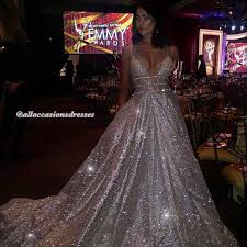 Wedding Gown Panosundaki Pin