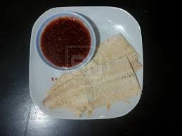 The basic ingredients for making the dipping sauce are chillies, peanut, kicap and sugar. Sarawak Harian Suntong Tutok Setiap Kali Bulan Facebook